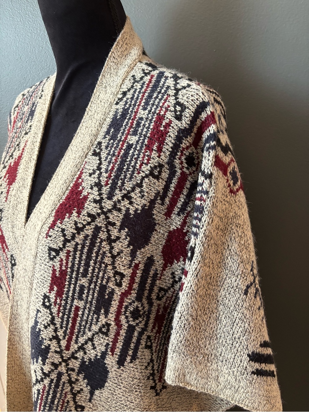 Argyle Knit Ruana - Picture 5 of 5